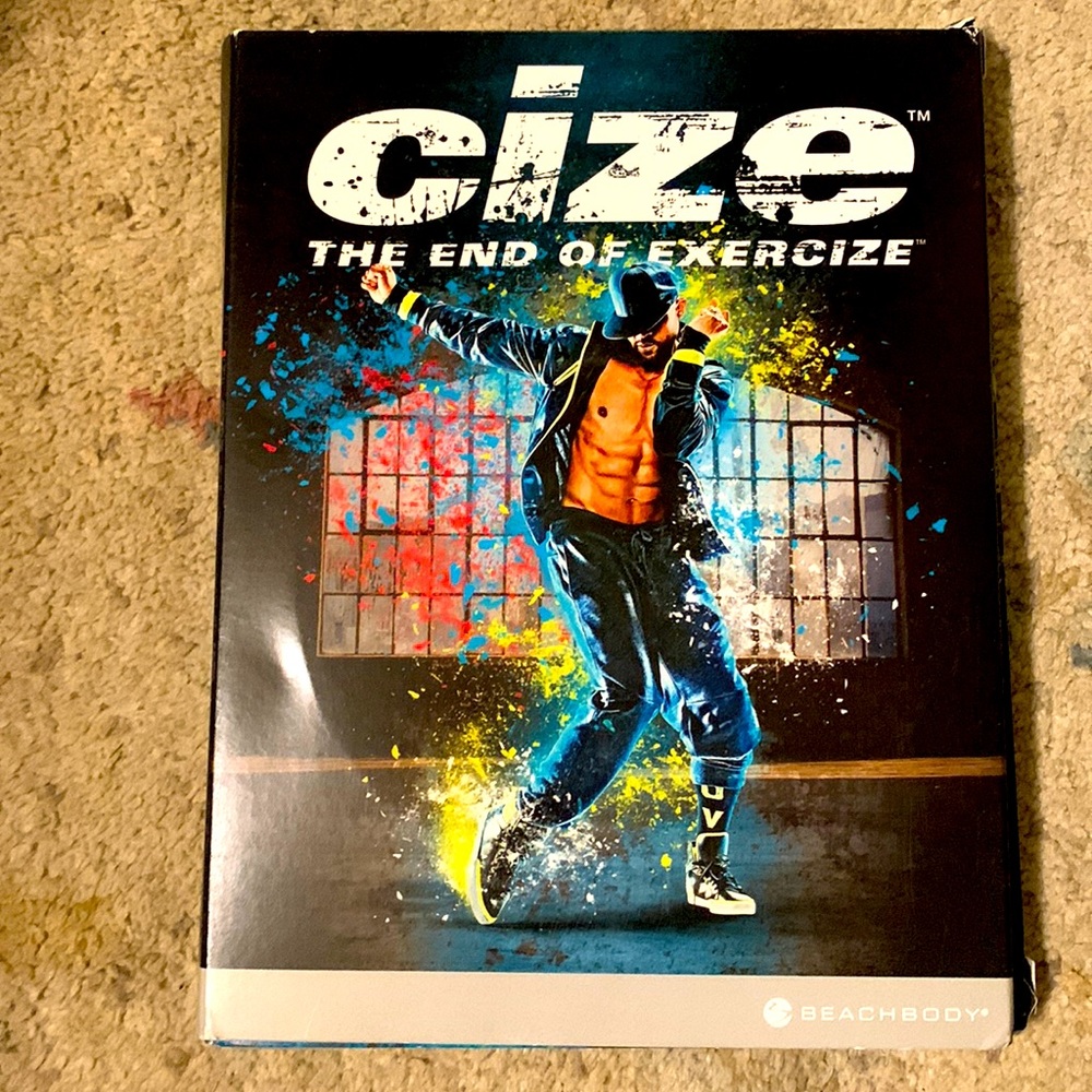 CIZE complete set! DVDs by Shaun T hot moves hot music